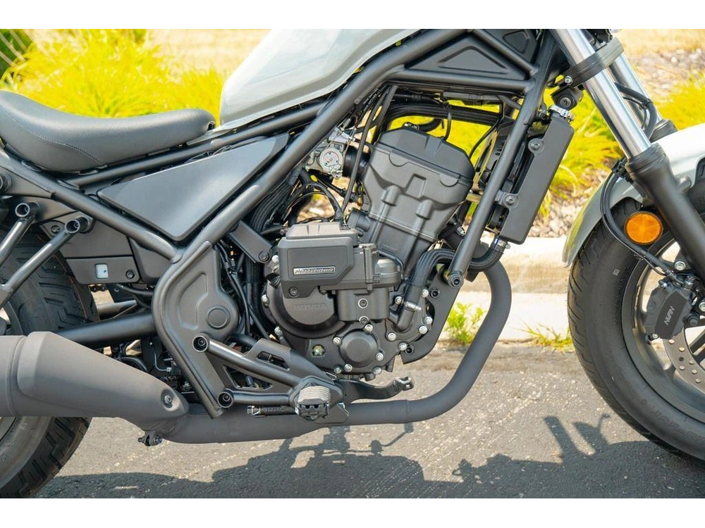 2026 Honda Rebel 300 E-clutch alt