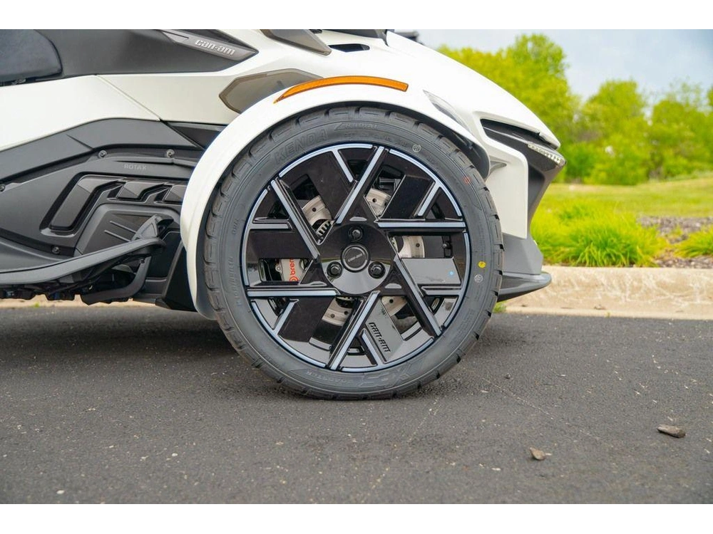 2026 Can-am Spyder Rt Sea-to-sky alt