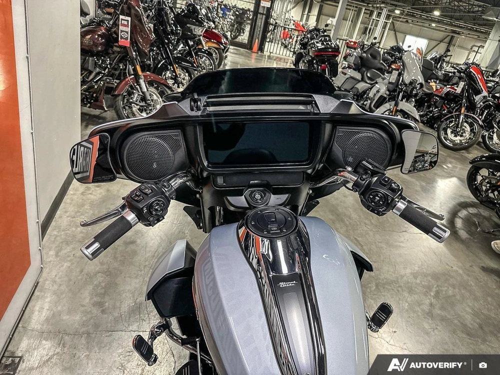 2025 Harley-davidson Street Glide alt