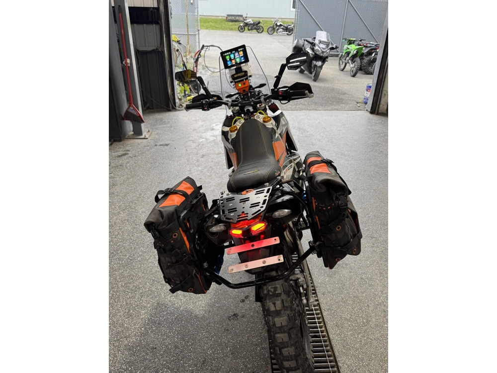 Ktm 690 Enduro R 2021 alt