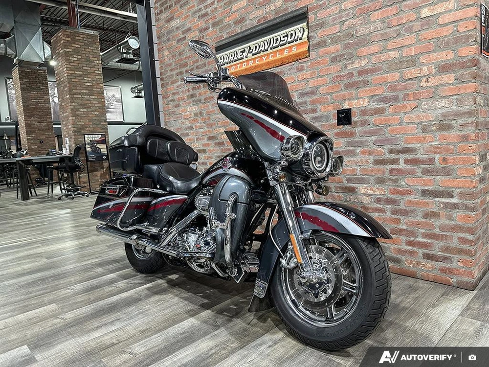 2006 Harley-davidson Flhtcuse Cvo Ultra Classic alt