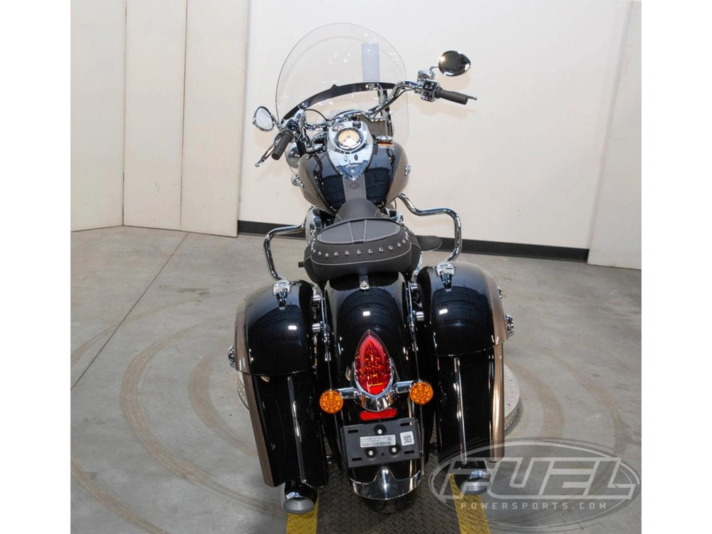 2026 Indian Motorcycle Springfield® Nara Bronze Metallic / Black Metallic alt