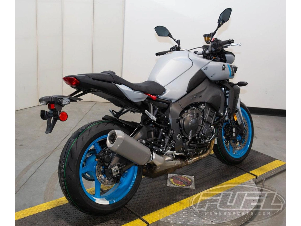 2026 Yamaha Mt-10 alt
