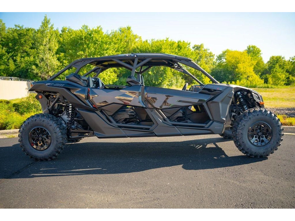 2026 Can-am Maverick X3 Max X Ds Turbo Rr Triple Black_4.5 In alt