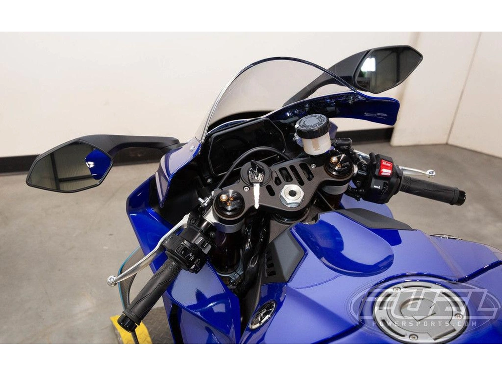 2026 Yamaha Yzf-r1 alt