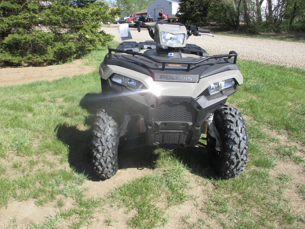 2026 Polaris Sportsman 570 Desert Sand alt