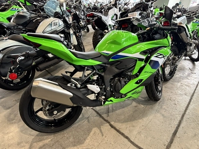 Kawasaki Ninja Zx-4rr Krt Ninja Zx-4rr Zx4rr Zx 4rr 4 Cylindres Zx4 Zx4r Zx- 2026 alt