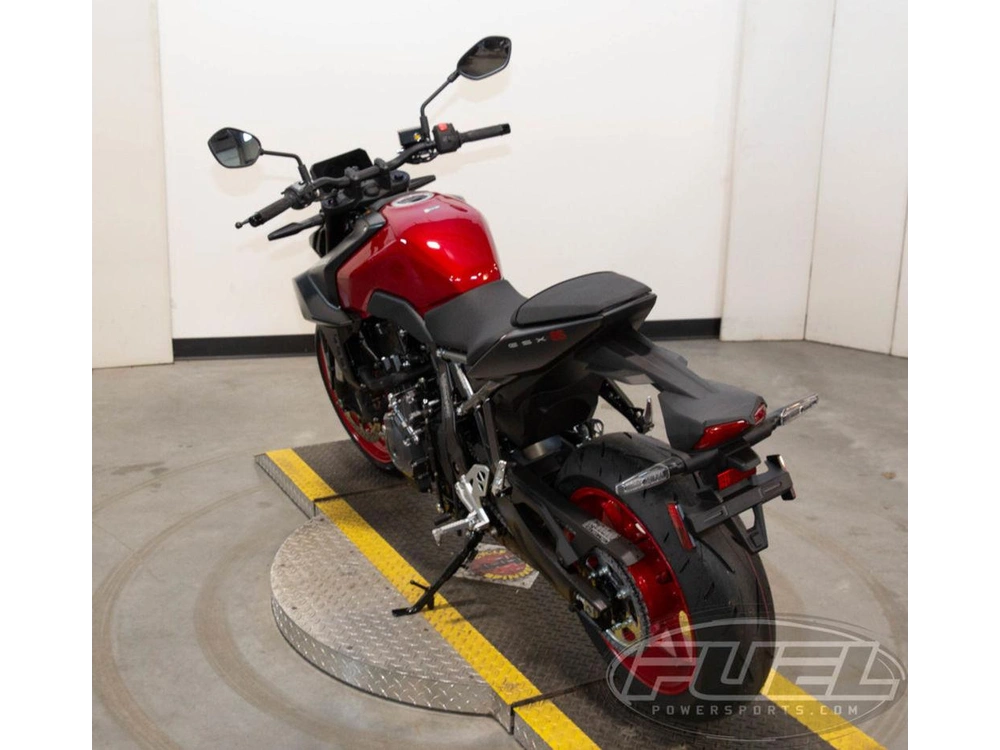 2026 Suzuki Gsx-8s alt