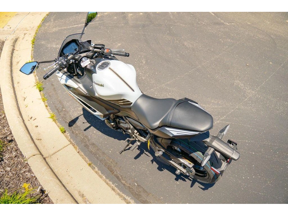 2026 Kawasaki Ninja® 650 Abs alt