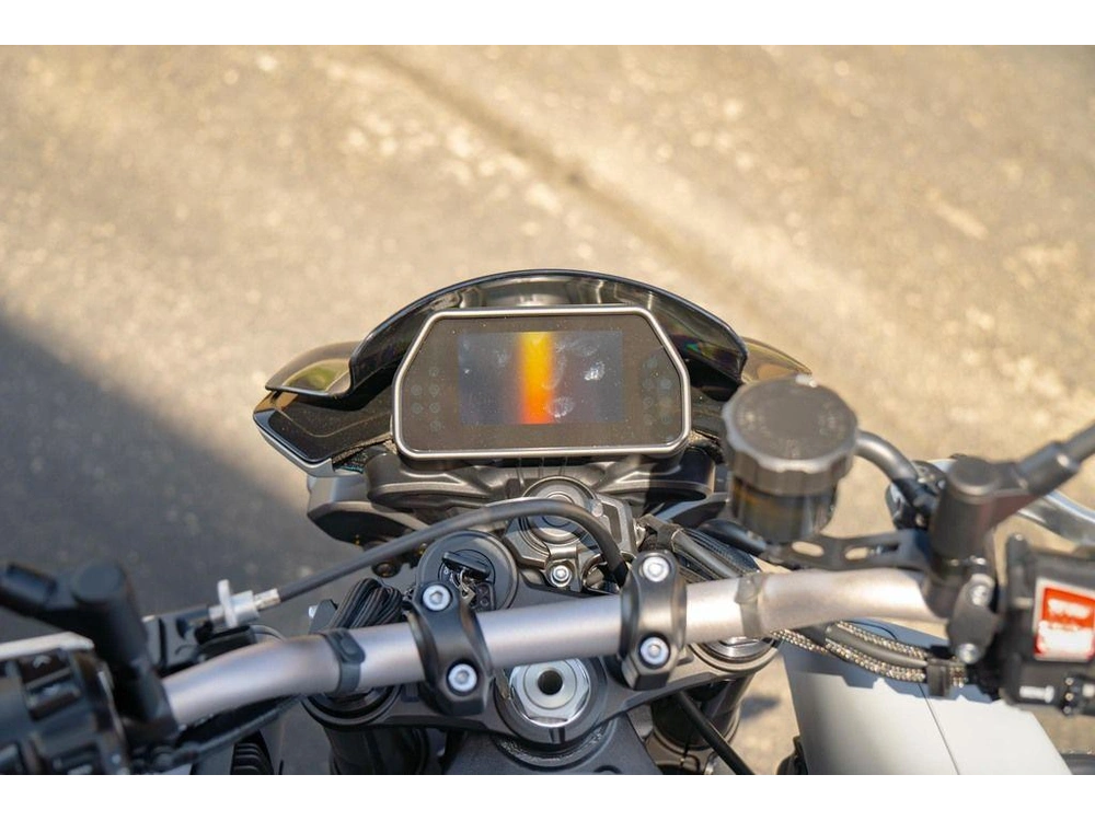 2026 Yamaha Mt-10 alt