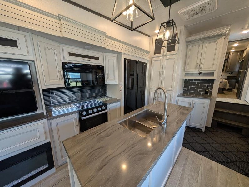 2024 Keystone Rv Cougar 290rls alt