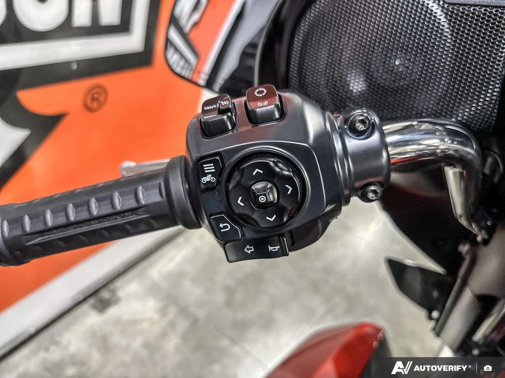 2025 Harley-davidson Street Glide Ultra alt