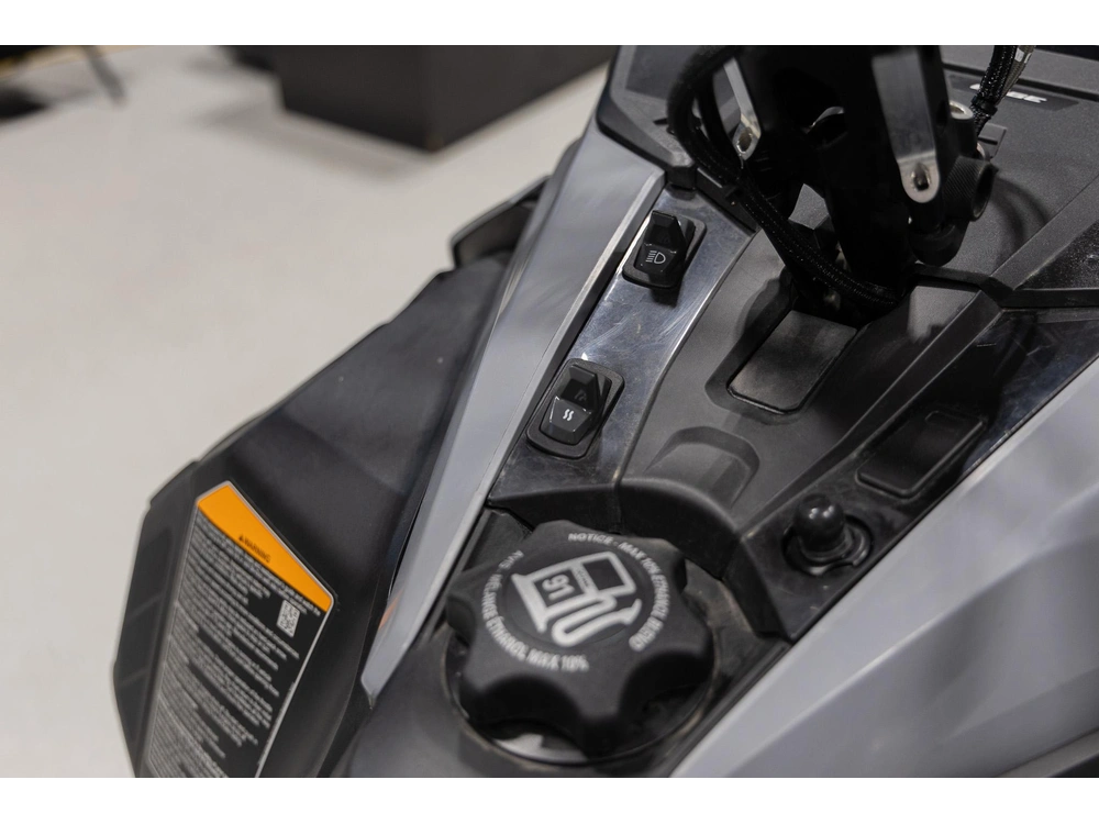 2026 Ski-doo Summit Edge 165 Chtb