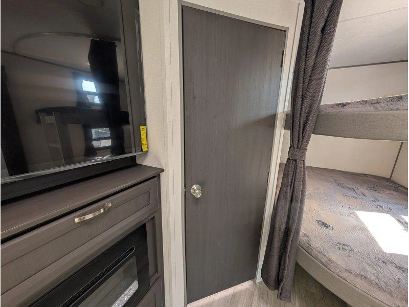 Coachmen Catalina 273dbhck 2027 alt