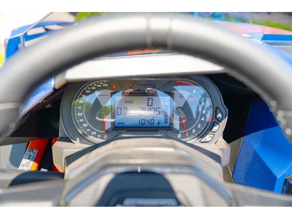 2024 Polaris Slingshot® R Radar Blue Fade alt