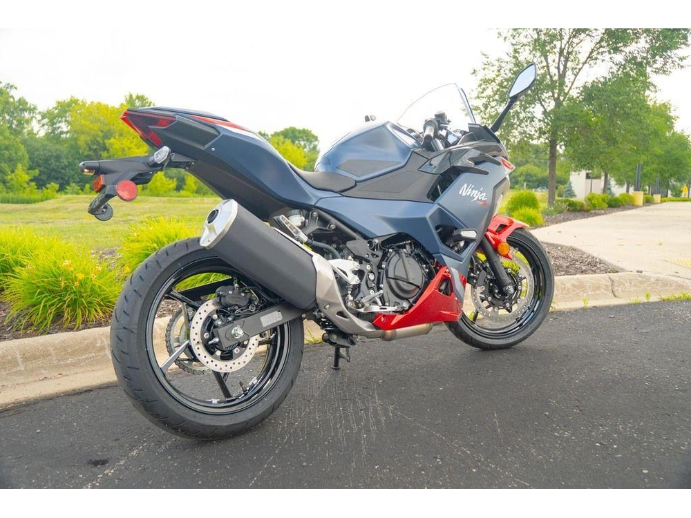 2026 Kawasaki Ninja® 500 Se Abs alt