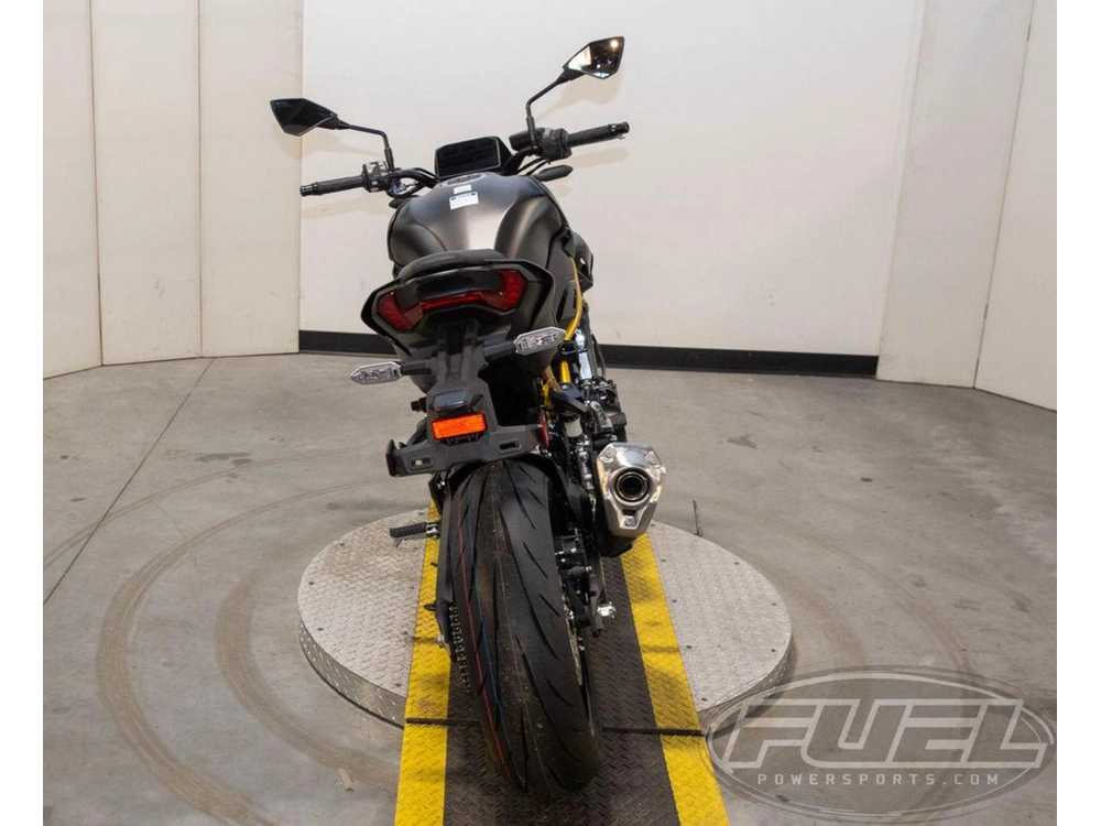 2026 Kawasaki Z900 Abs alt