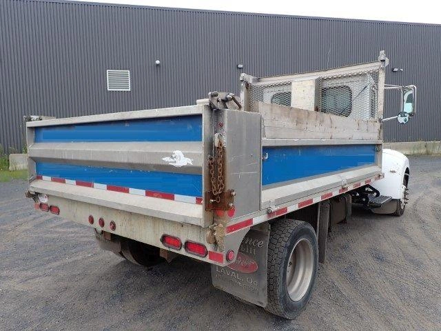 Peterbilt 325 2009