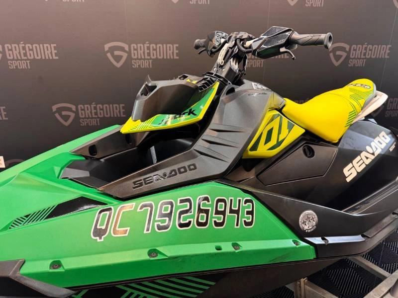 Sea-doo Spark Trixx 2up 2021 alt