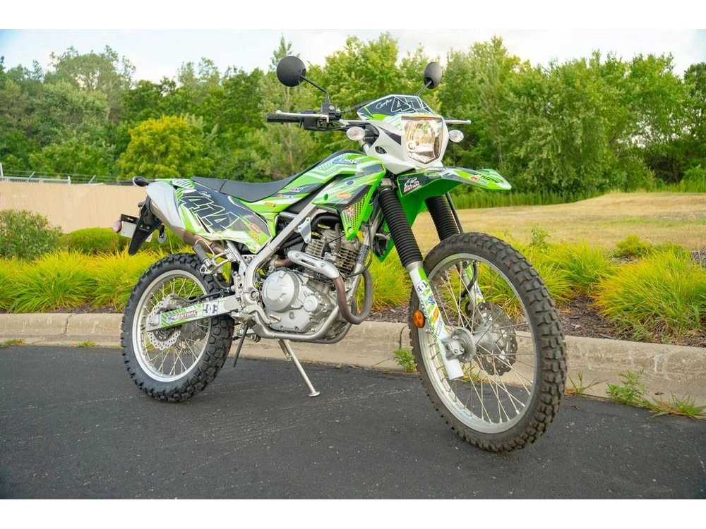 2022 Kawasaki Klx®230 alt