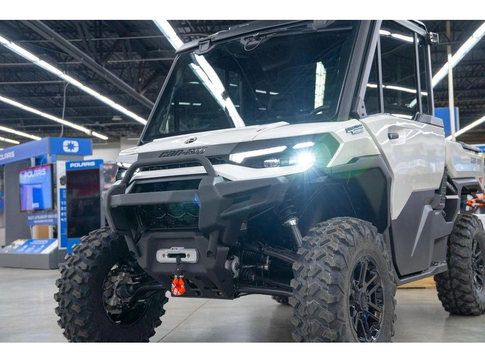 2026 Can-am Defender Limited Hd11 alt