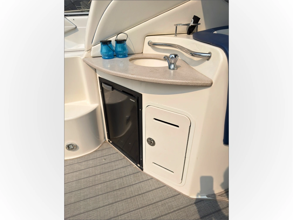 2006 Sea Ray 320 Sundancer