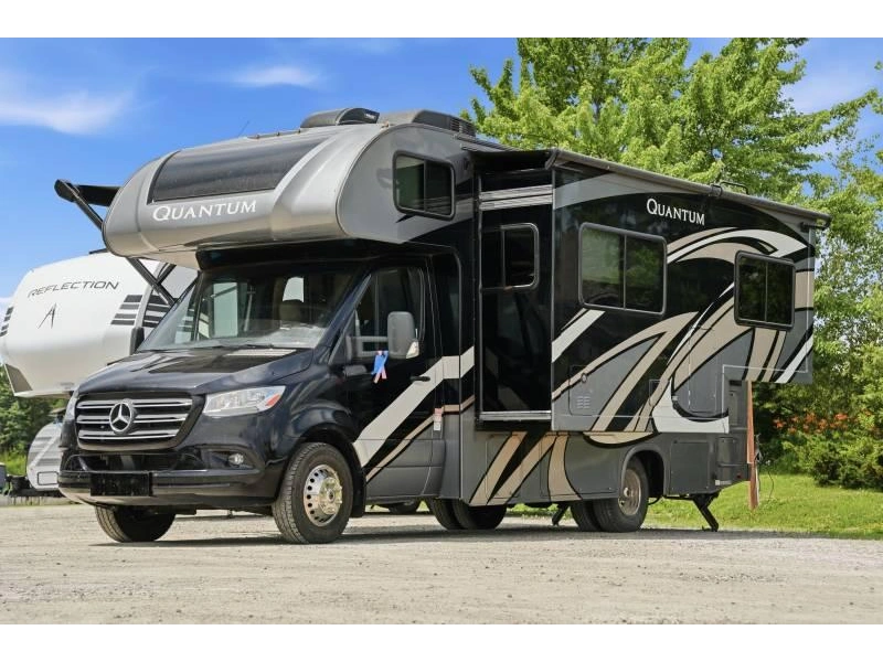 Thor Motor Coach Quantum 24km 2020 alt