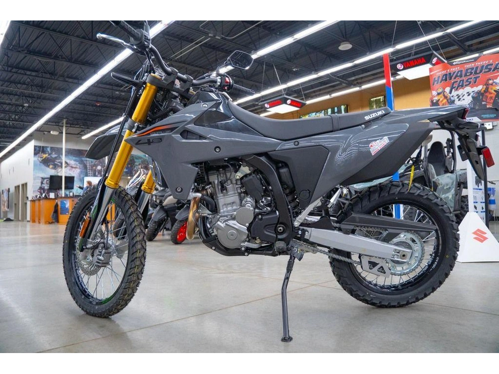 2025 Suzuki Dr-z4s alt