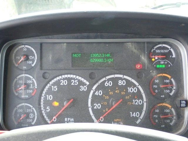 Freightliner M2106 2016