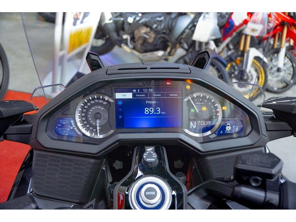 2026 Honda Gold Wing Tour alt