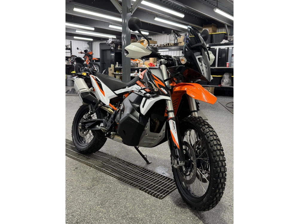 Ktm 890 R Aventure 2022 alt