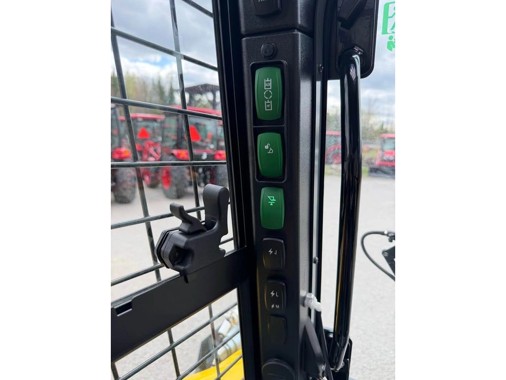 Wacker Neuson St27 Premium Cab 2026 alt