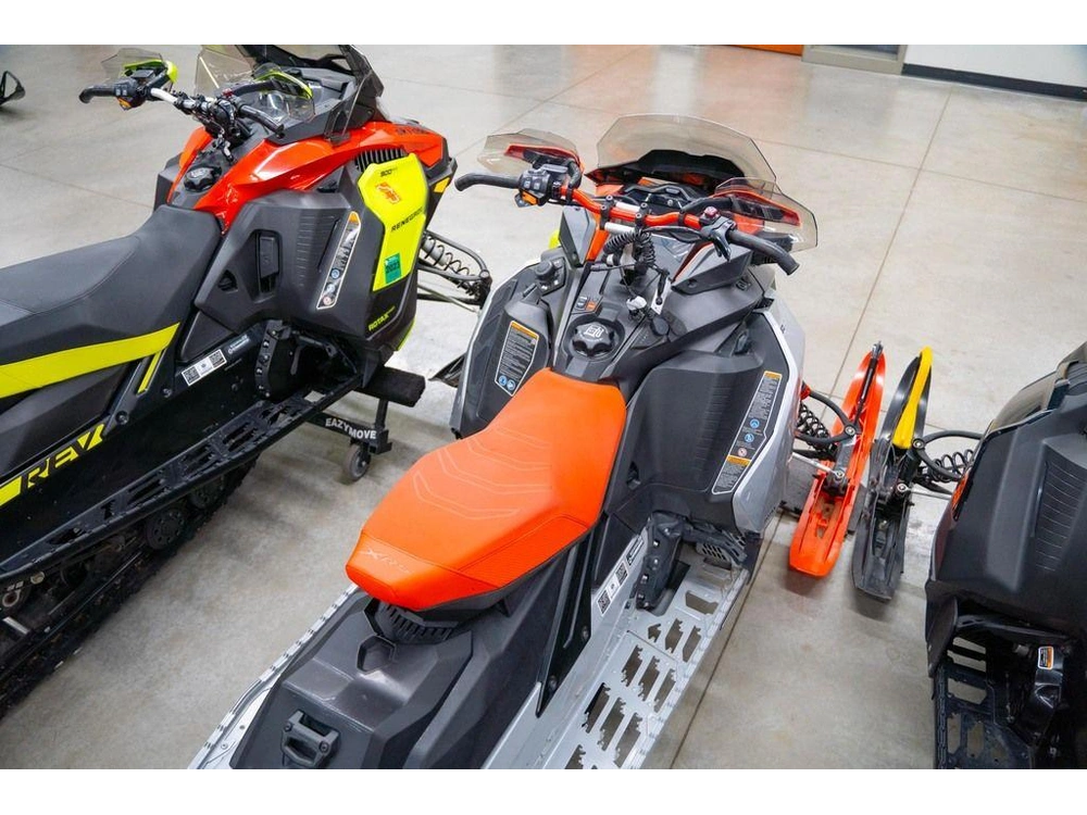 2022 Ski-doo Mxz® X-rs® Rotax® 850 E-tec® I Rip. Xt 1.25 Black Lcd alt