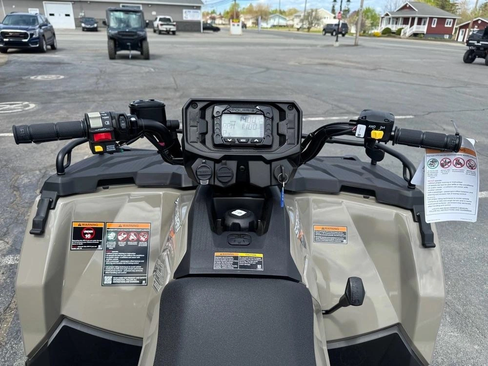 2026 Polaris Sportsman 570 Eps Desert Sand alt