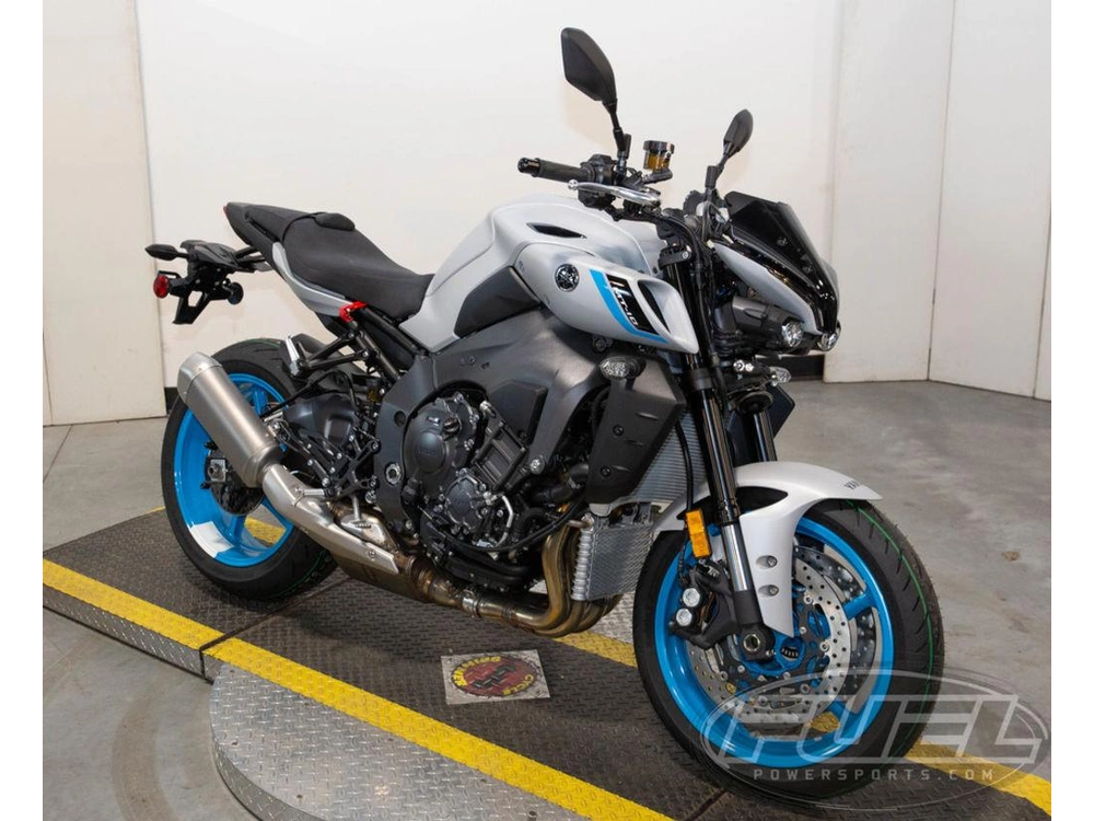 2026 Yamaha Mt-10 alt