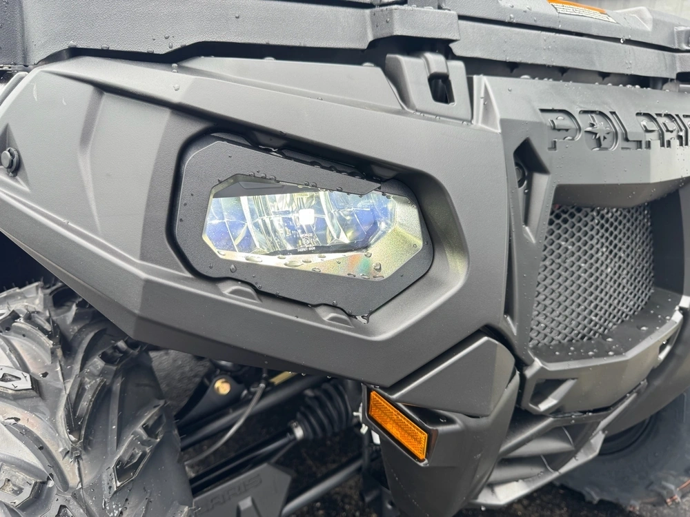 Polaris Sportsman 850 Touring Black Onyx 2026 alt