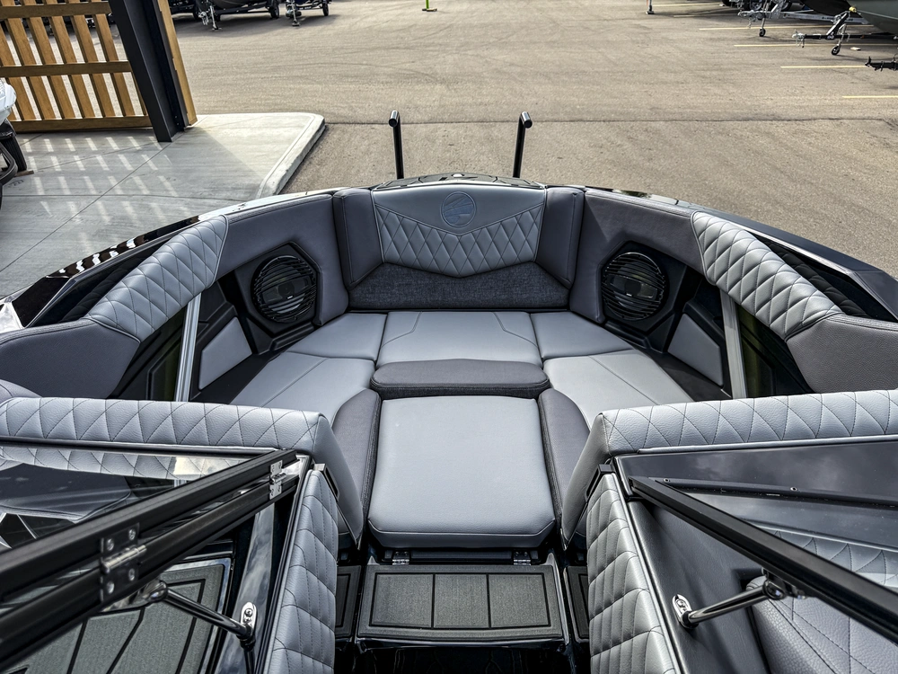 2027 Tige Boats Z1 alt
