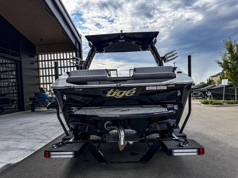 2027 Tige Boats Z1 alt