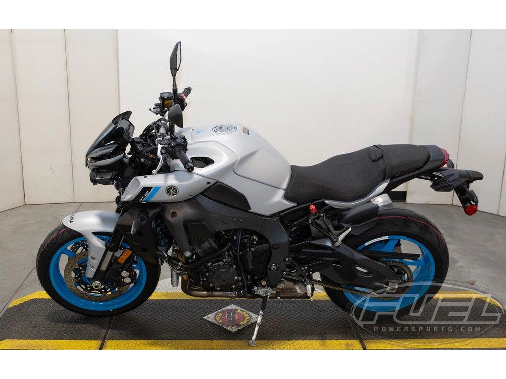 2026 Yamaha Mt-10 alt