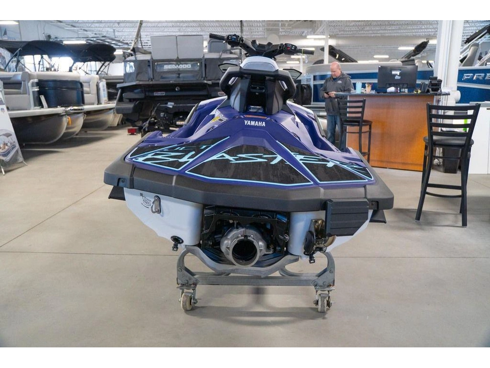 2025 Yamaha Jetblaster Ltd alt