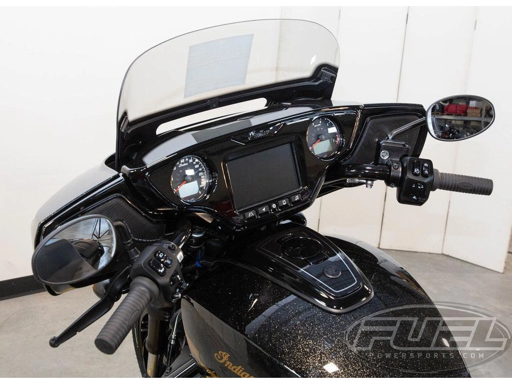 2026 Indian Motorcycle Chieftain® Powerplus Dark Horse® 112 W/powerband Black Crystal W/black Meta alt