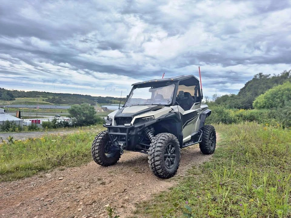 2024 Polaris General Xp 1000 Ultimate - M Silver Quartz alt
