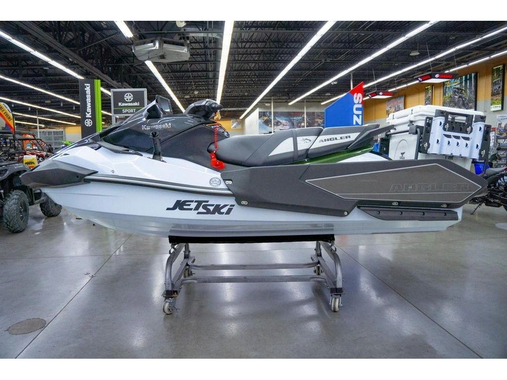 2025 Kawasaki Ultra® 160lx-s Angler alt