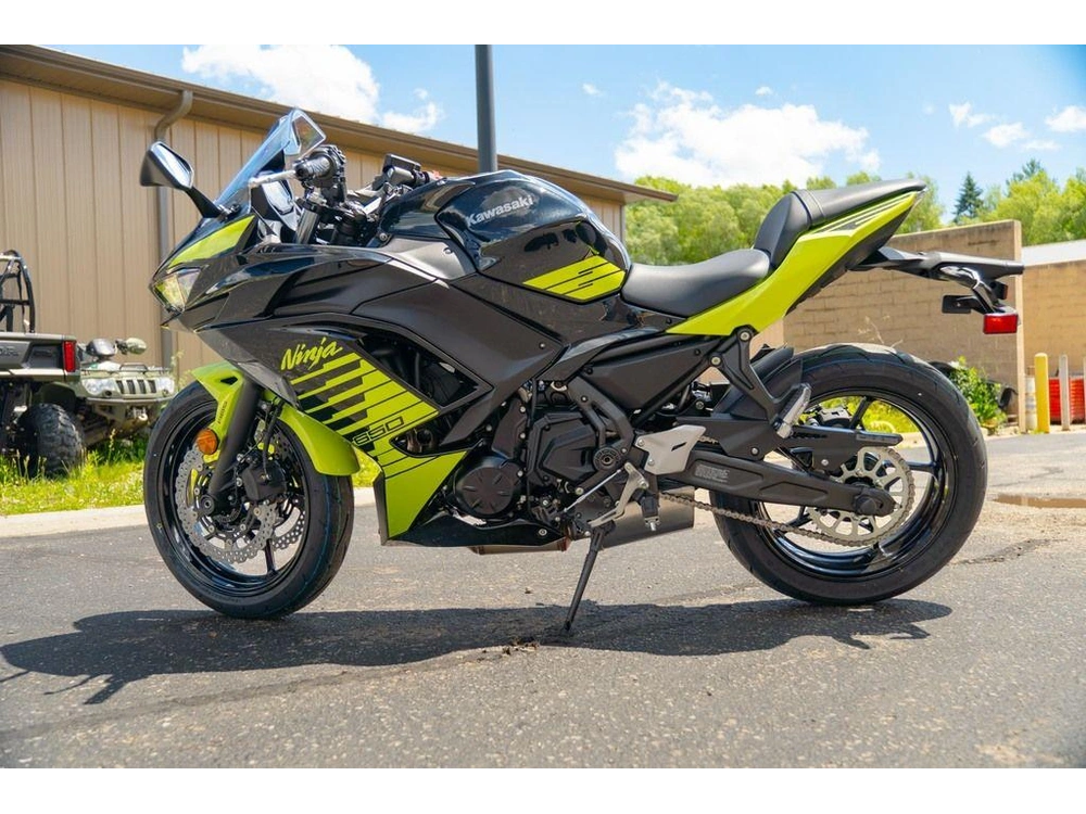 2026 Kawasaki Ninja® 650 Abs alt