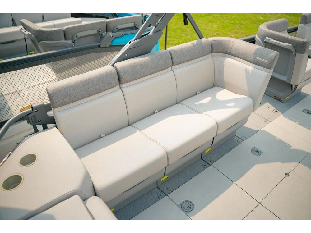2025 Sea-doo Switch™ Cruise 21 - 230 Hp Galvanized alt