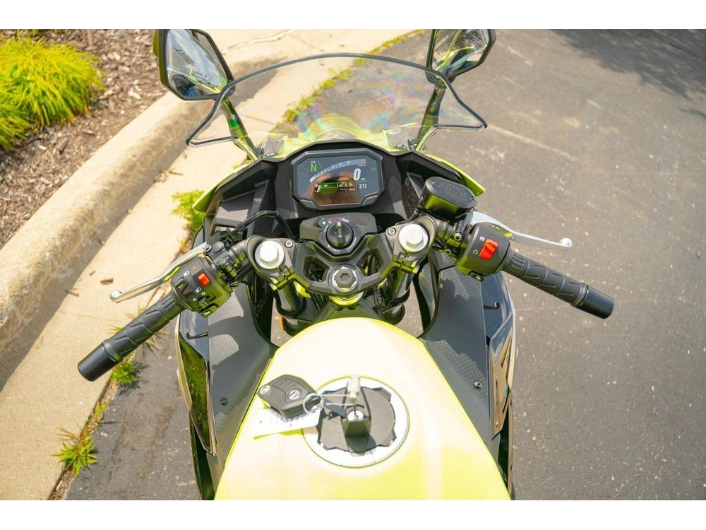 2026 Kawasaki Ninja® 500 Se Abs alt