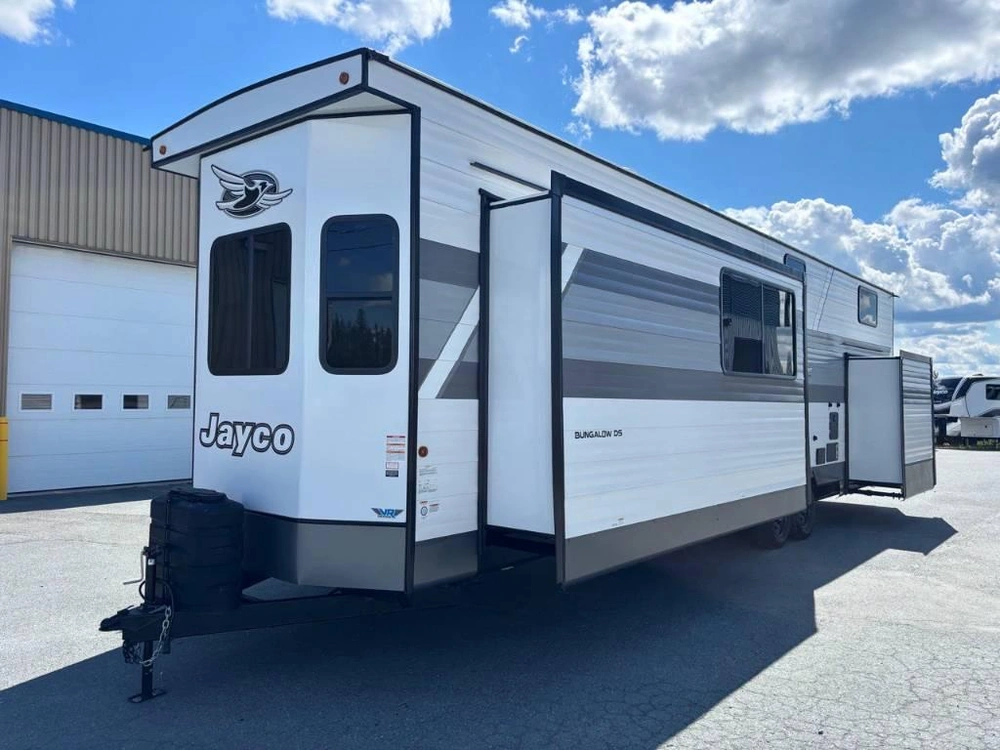 Jayco Jay Flight Bungalow 404loft 2027 alt