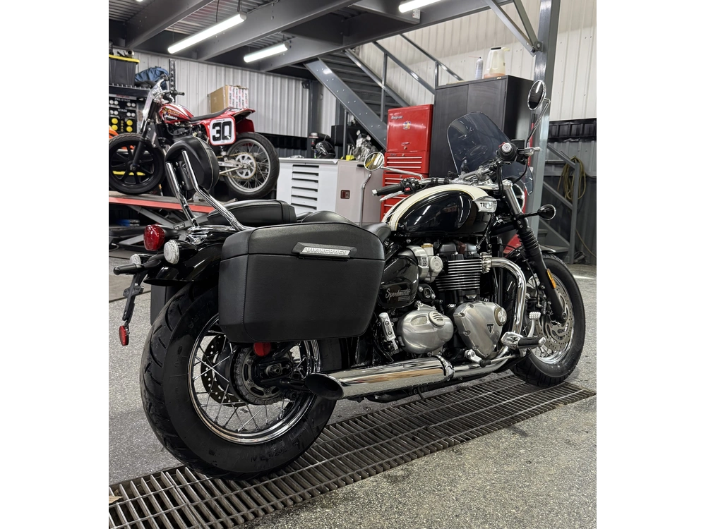 Triumph Bonneville Speedmast 2019 alt