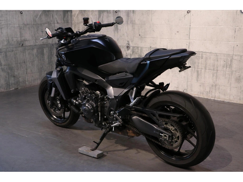 2025 Yamaha Mt-09 alt