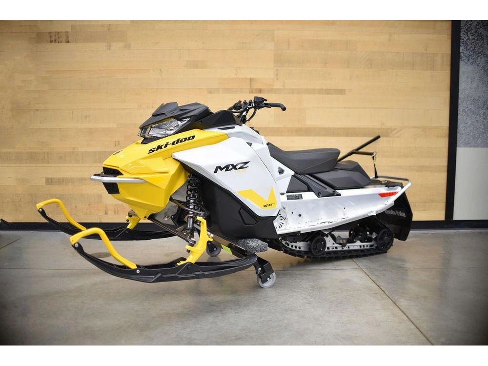 2025 Ski-doo Mxz® Neo® 600 Efi - 40 120 Cobra 1.0 alt